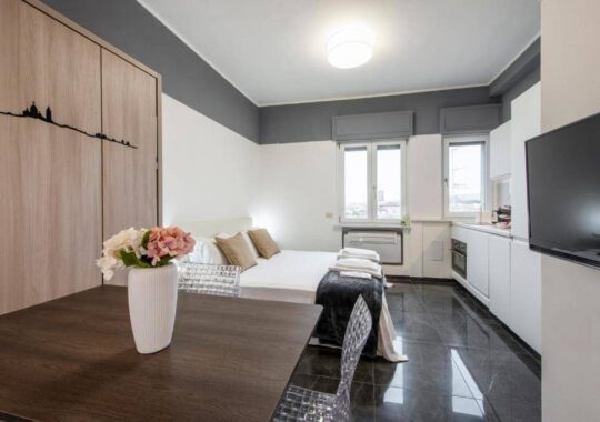 Suite Cavour