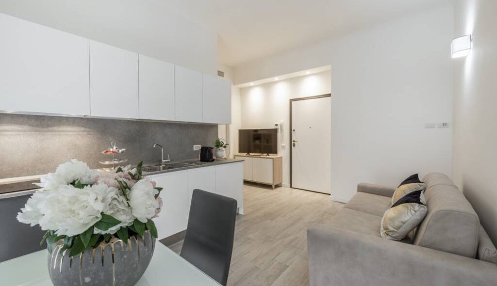 Cusani Suite II
