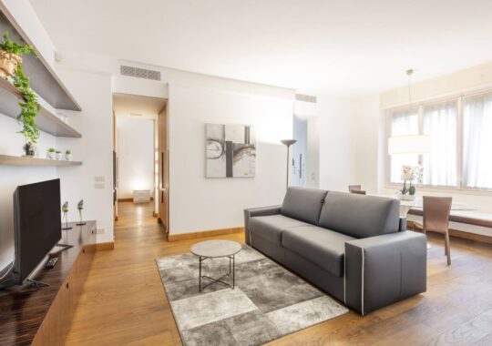 Suite Cusani VI