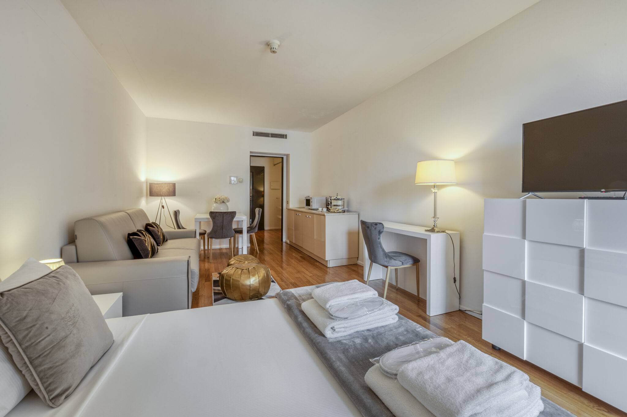 Bellini Suite IV