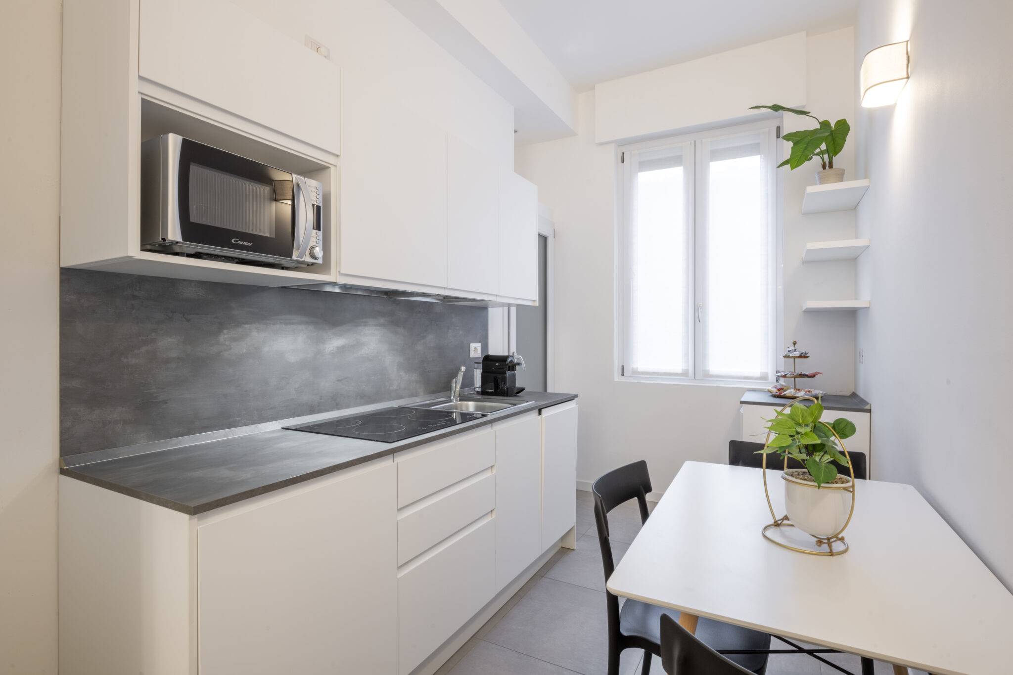 Cusani Suite III